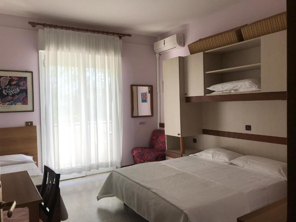 Standard Double room with balcony Pensione Imperia