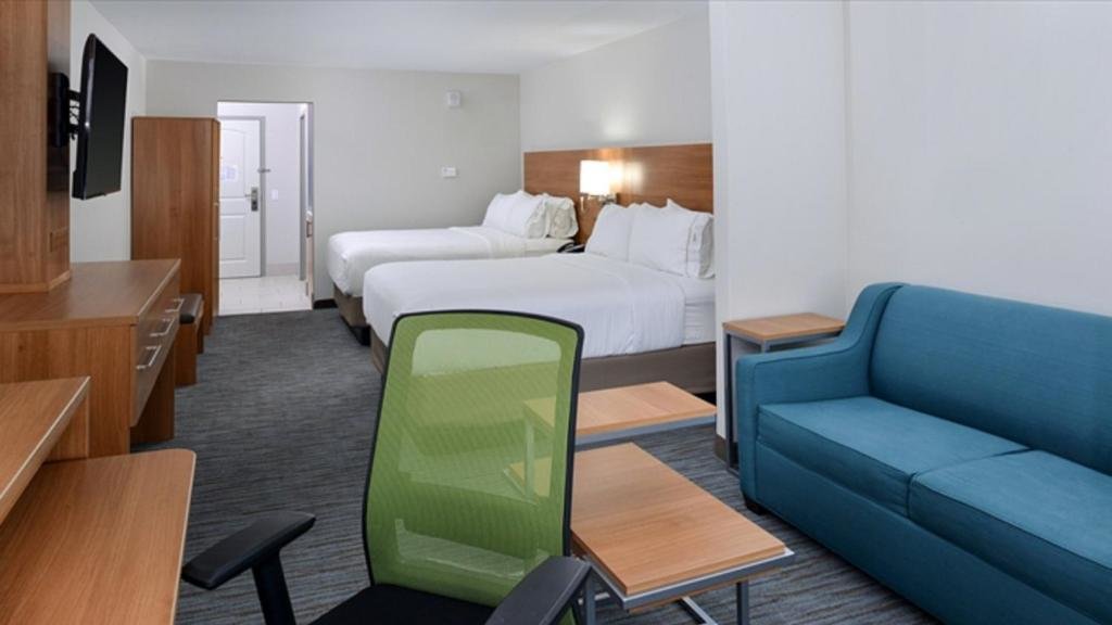 Люкс Holiday Inn Express & Suites Lexington Midtown - I-75, an IHG Hotel