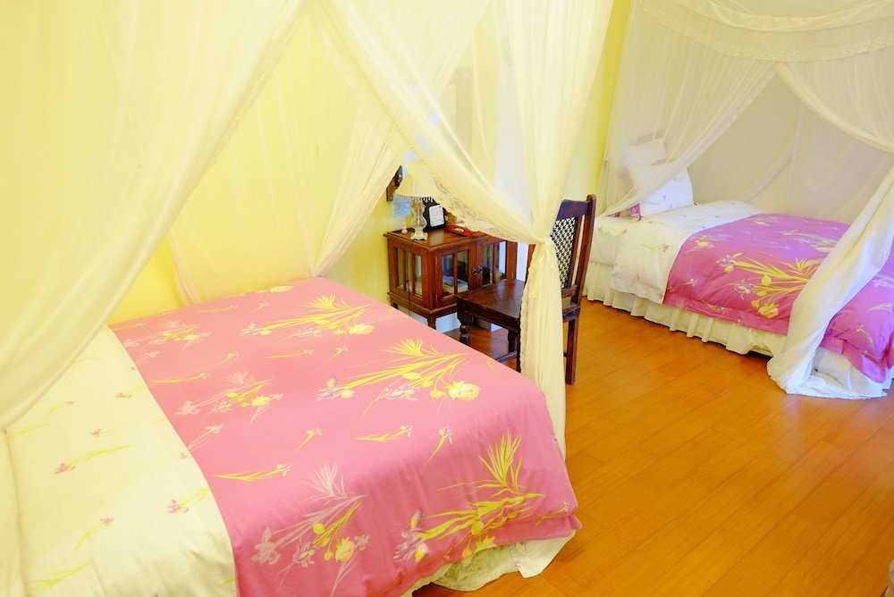 1 Bedroom Standard Triple room with mountain view Spring Garden Homestay