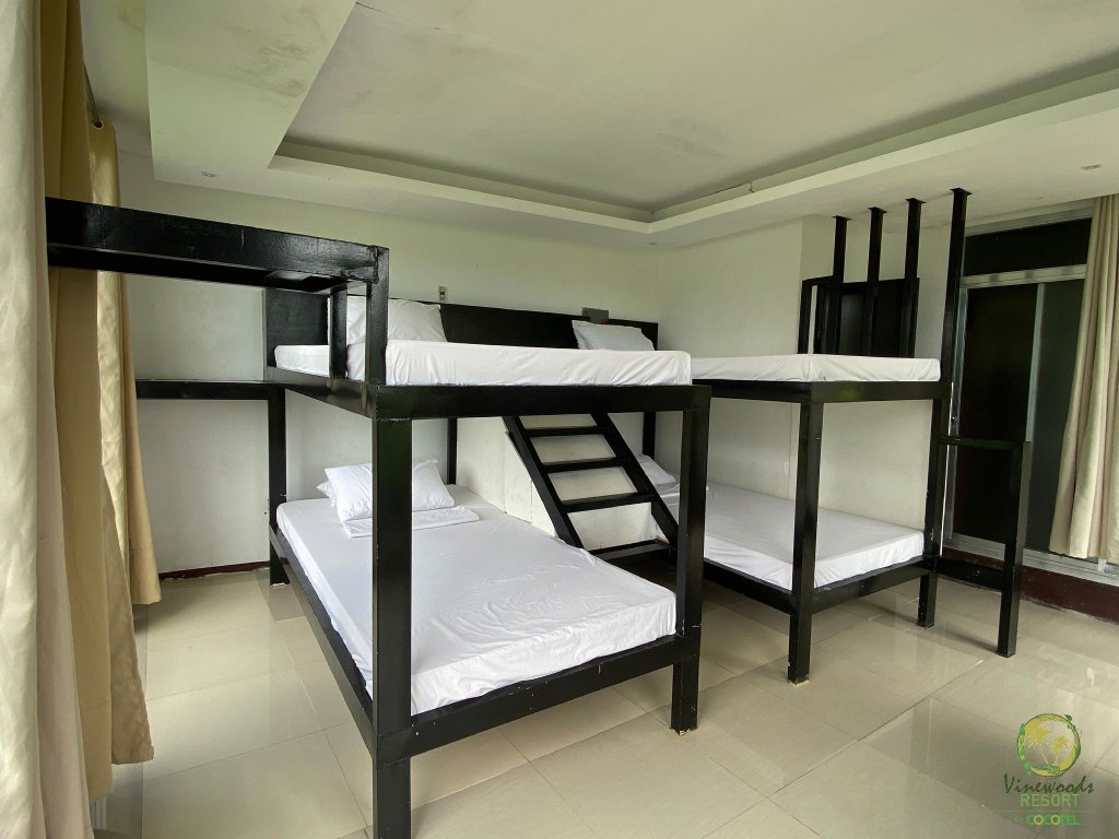 Suite Vinewoods Resort Taal Batangas