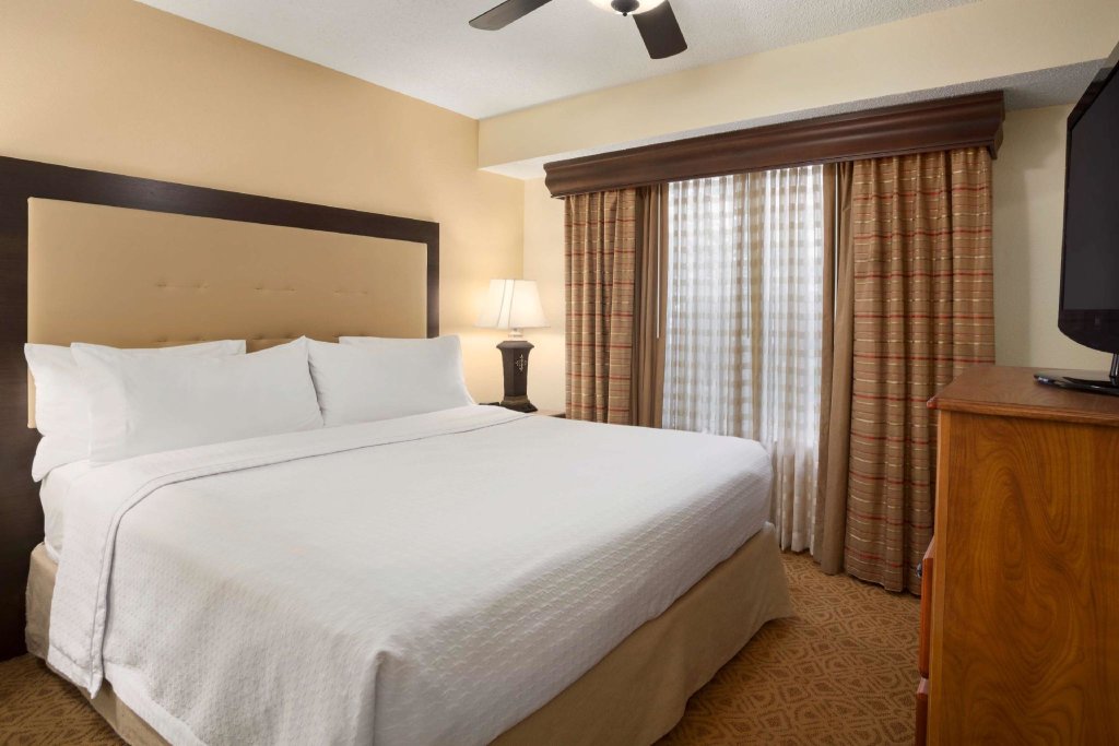 Двухместный люкс c 1 комнатой Homewood Suites by Hilton Dallas-Park Central Area