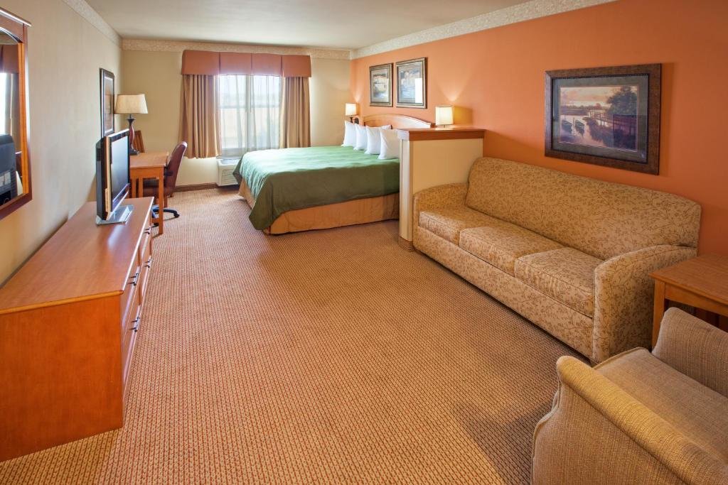 Студия Country Inn & Suites by Radisson, Portage, IN