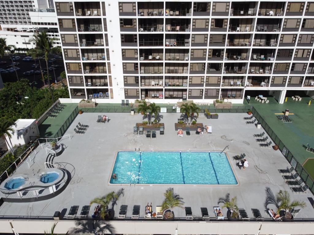 Appartement Beautiful 7th Floor with Partial Ocean Views | 1 Block to Beach | Free Parking & WIFI