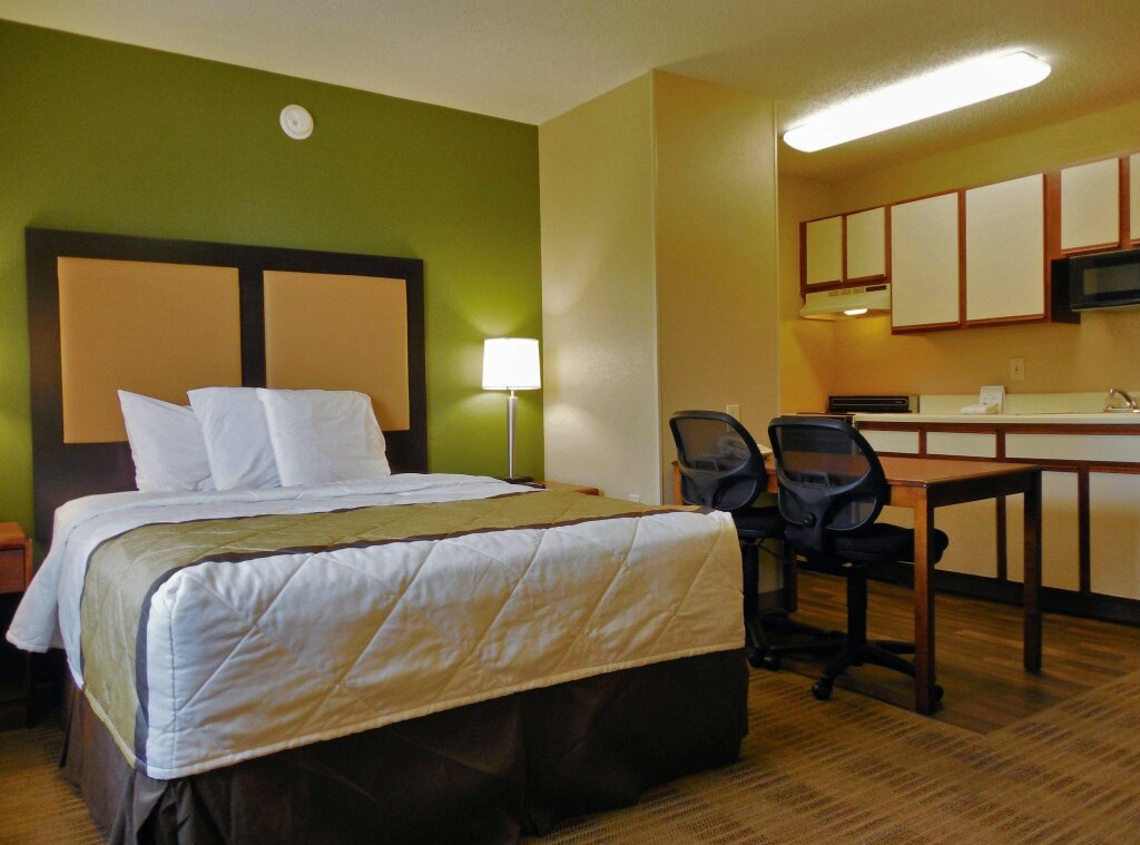 Suite Extended Stay America Suites - Raleigh - RTP - 4610 Miami Blvd
