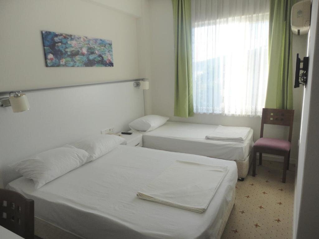 Standard triple chambre Aperçu mer Cicek Hotel & Apartments