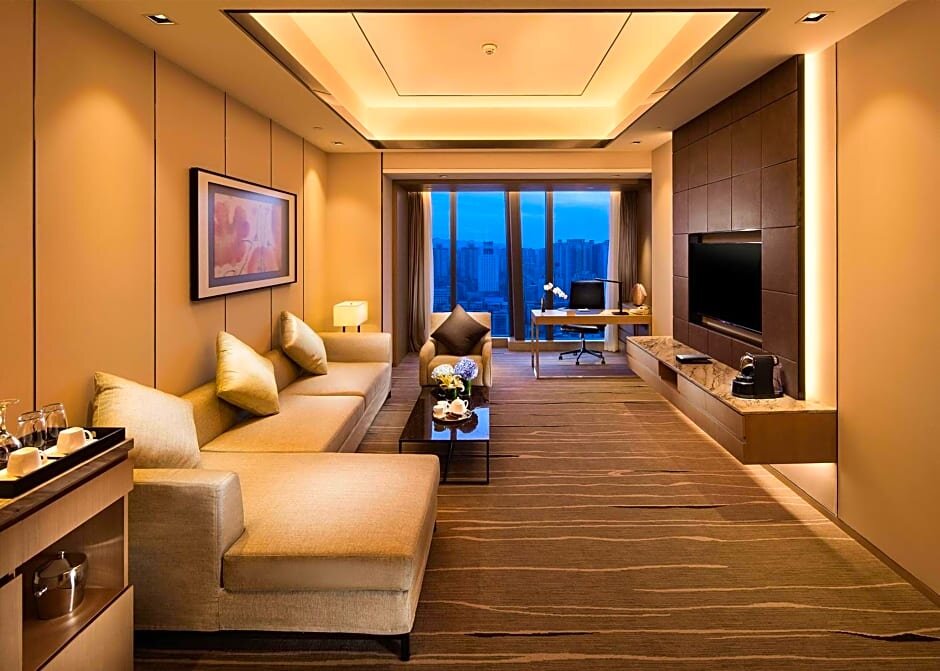 Deluxe Suite DoubleTree by Hilton Hotel Chongqing Nan'an