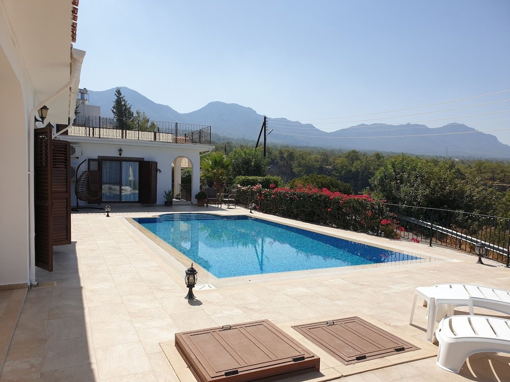 Villa Tranquility is a Four Bedroom Villa in Girne