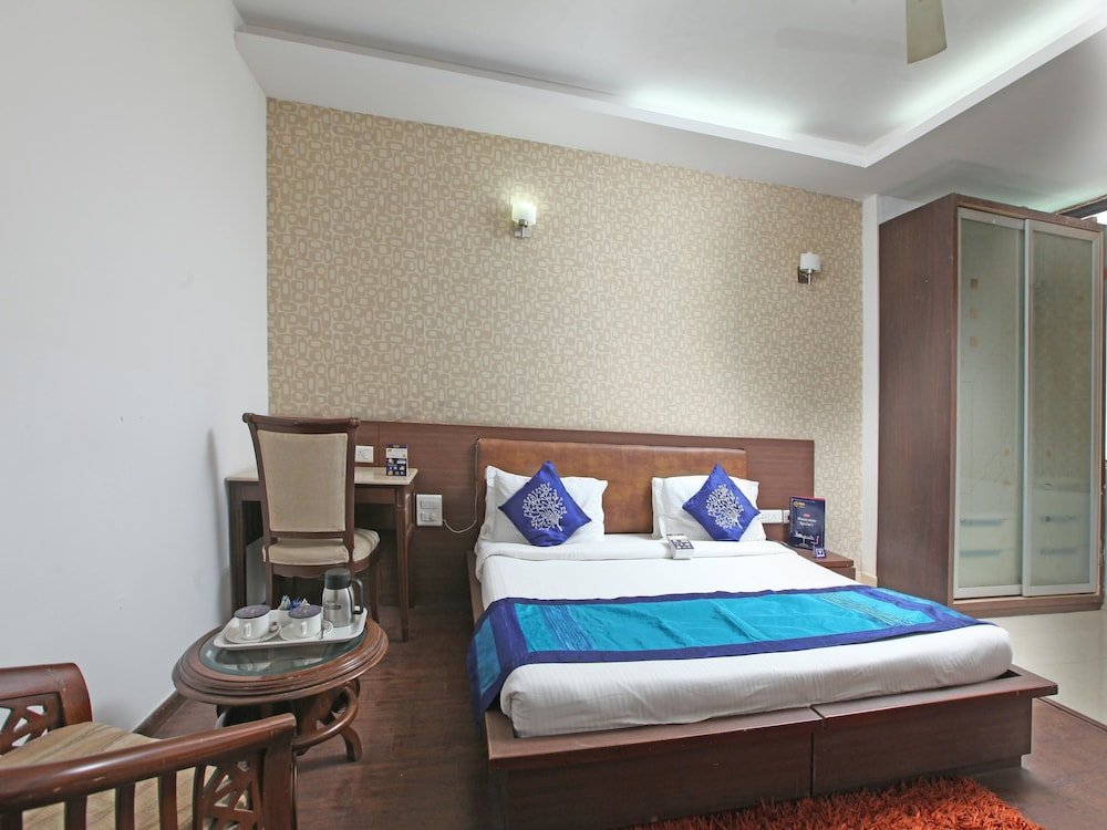 Standard Doppel Zimmer 1 Schlafzimmer mit Balkon OYO 2216 Hotel Live Inn