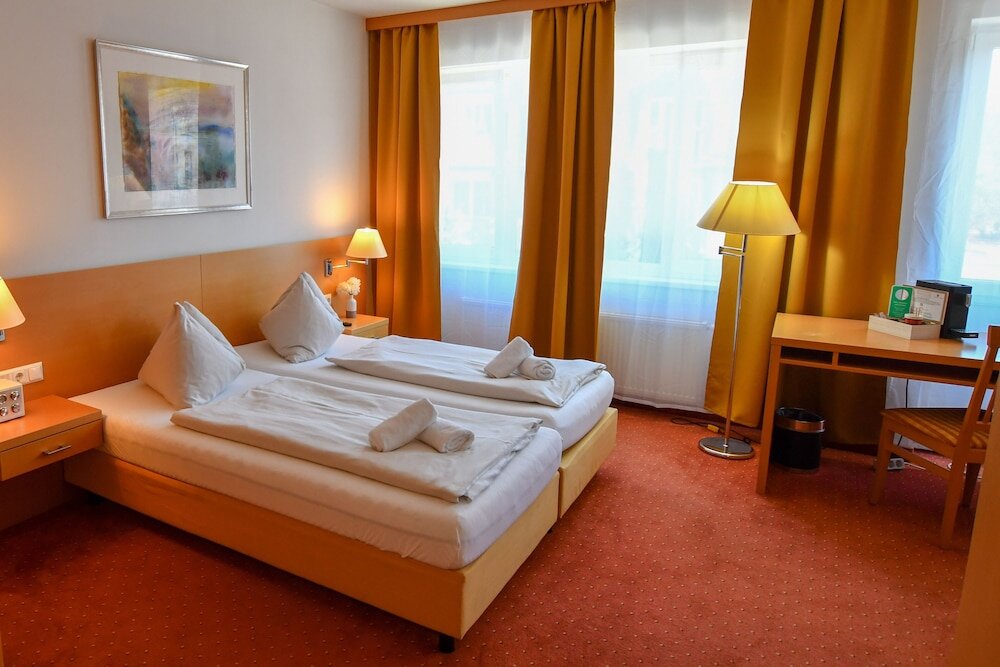 Трёхместный номер Standard Motel55 - nettes Hotel mit Self Check-In in Villach, Warmbad