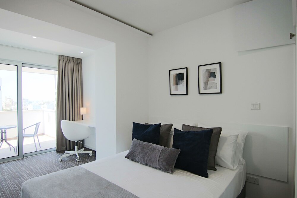 Suite Luxury Phaedrus Living Luxury Suite Nicosia 506