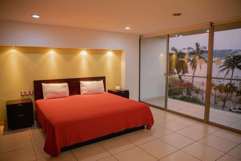 Двухместный номер Standard Ramada by Wyndham Acapulco Hotel & Suites