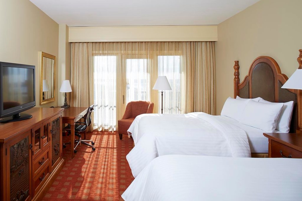 Standard Double room Marriott Shoals Hotel & Spa