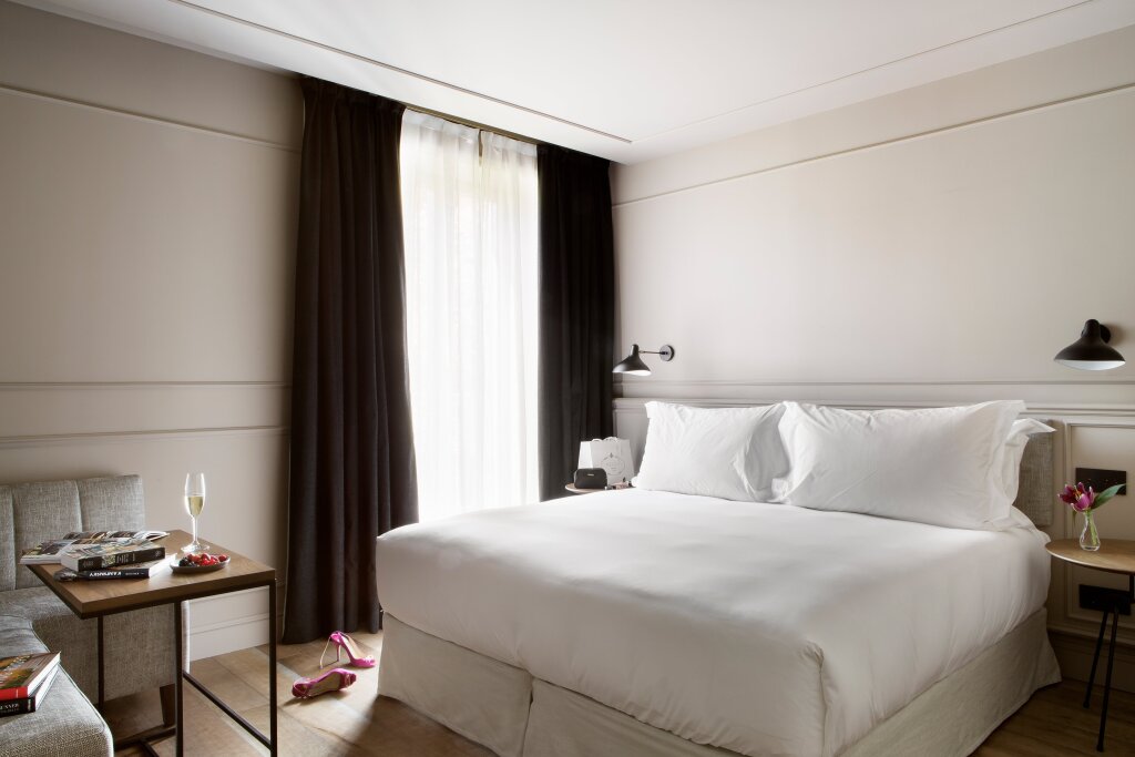 Номер Deluxe TÓTEM Madrid, a Small Luxury Hotel of the World