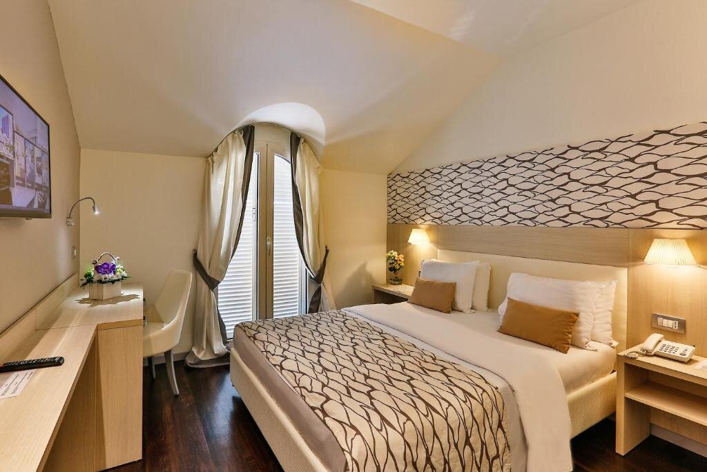 Standard Doppel Zimmer mit eingeschränktem Meerblick Hotel Palma