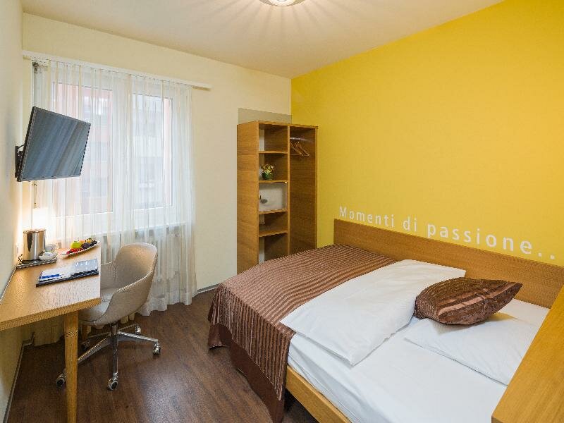 Standard Doppel Zimmer Sommerau-Ticino Swiss Quality Hotel