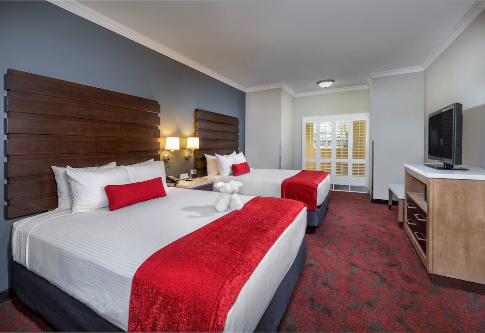 Люкс c 1 комнатой Desert Palms Hotel & Suites Anaheim Resort