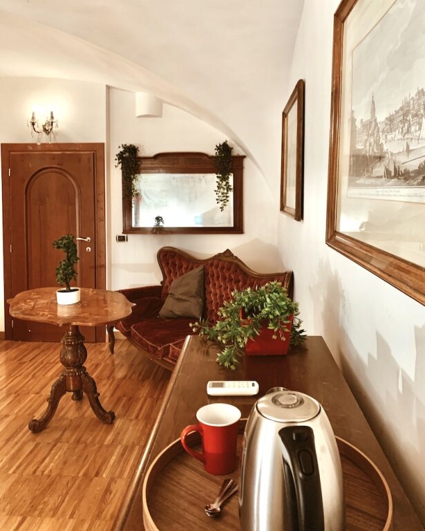 Camera Comfort Residenza Tritone Luxury Guest House Trevi Fountain