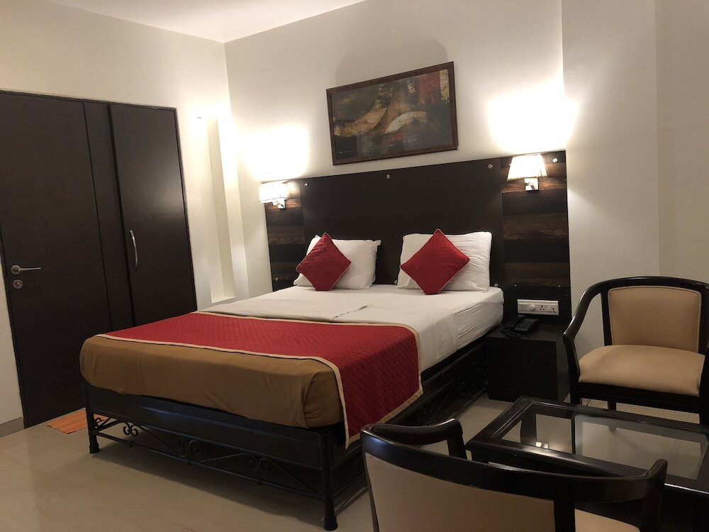 Deluxe Double room with city view Resort Silver Hills