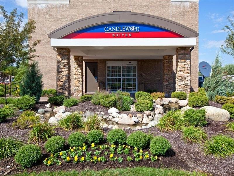 1 Bedroom Single Suite Candlewood Suites Indianapolis Airport, an IHG Hotel