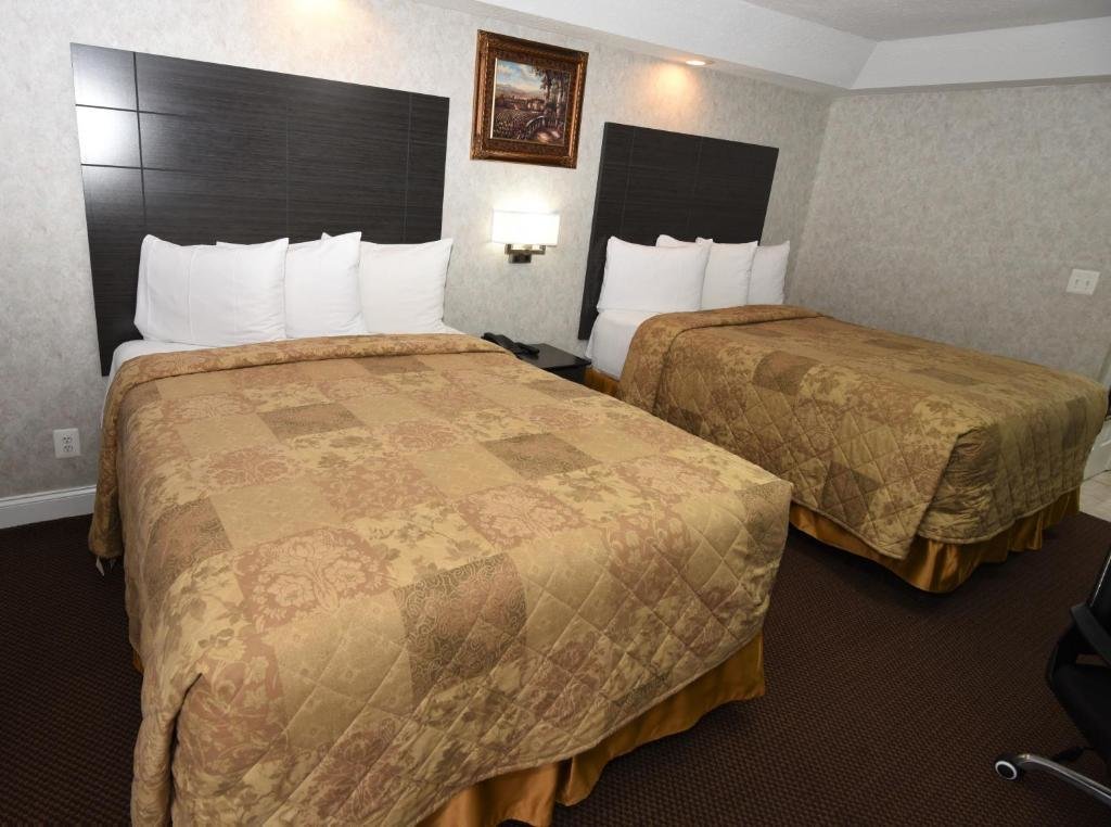 Номер Deluxe Country View Inn & Suites Atlantic City
