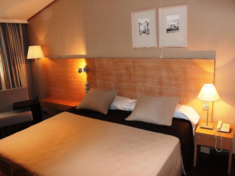Standard Doppel Zimmer mit Balkon Eurohotel Castelló Estació