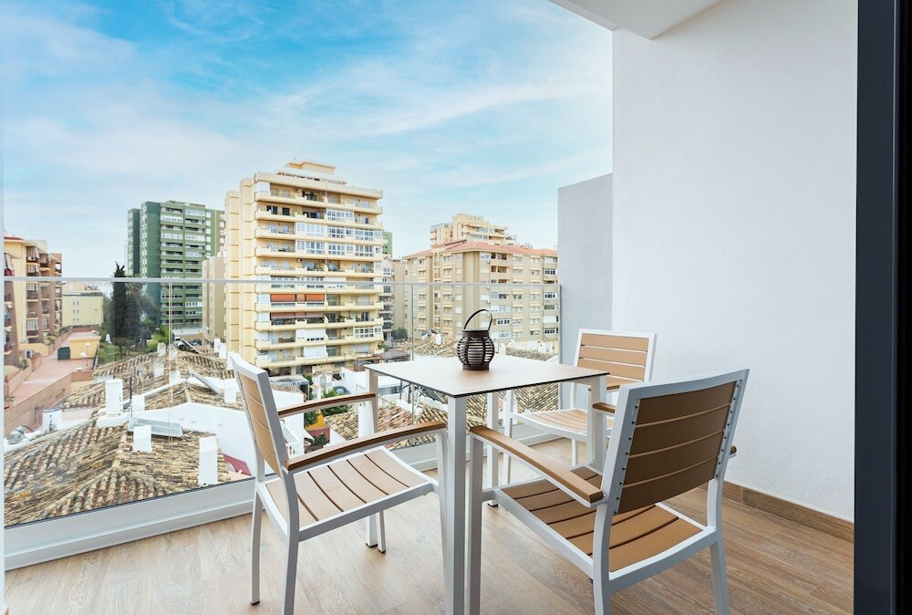 Apartamento Superior 2 dormitorios con balcón Caleyro Boutique Apartments - Parking incluido