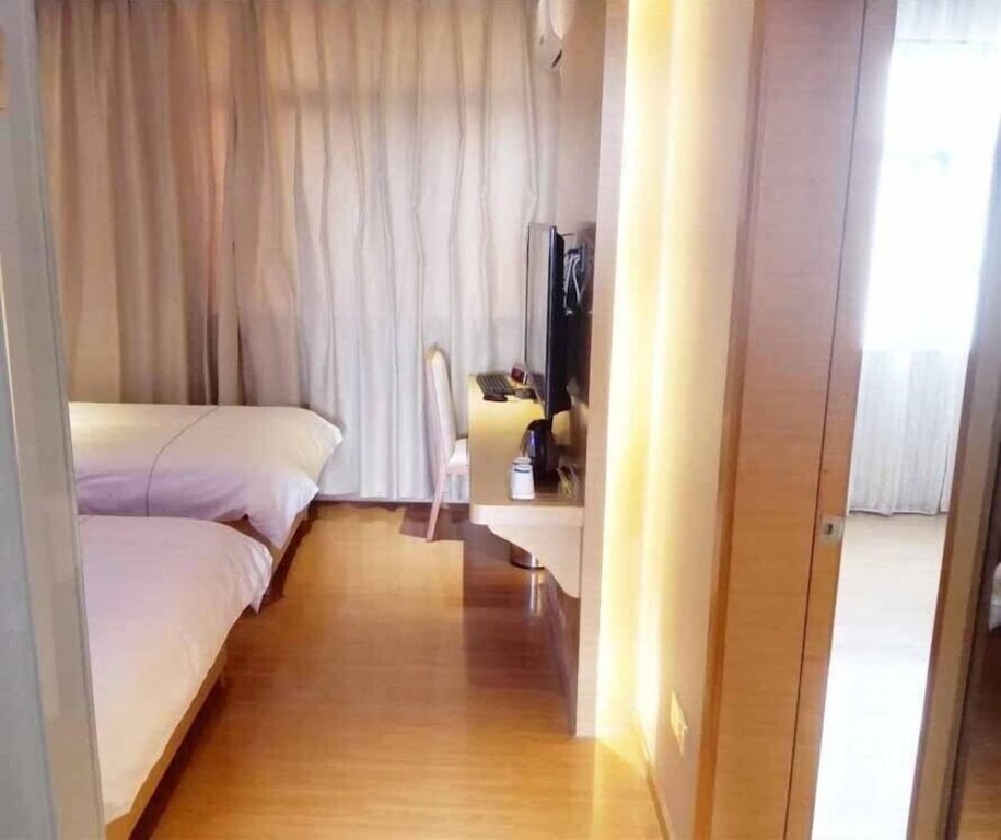 Deluxe Suite Linghang Hotel Shenzhen Airport Branch