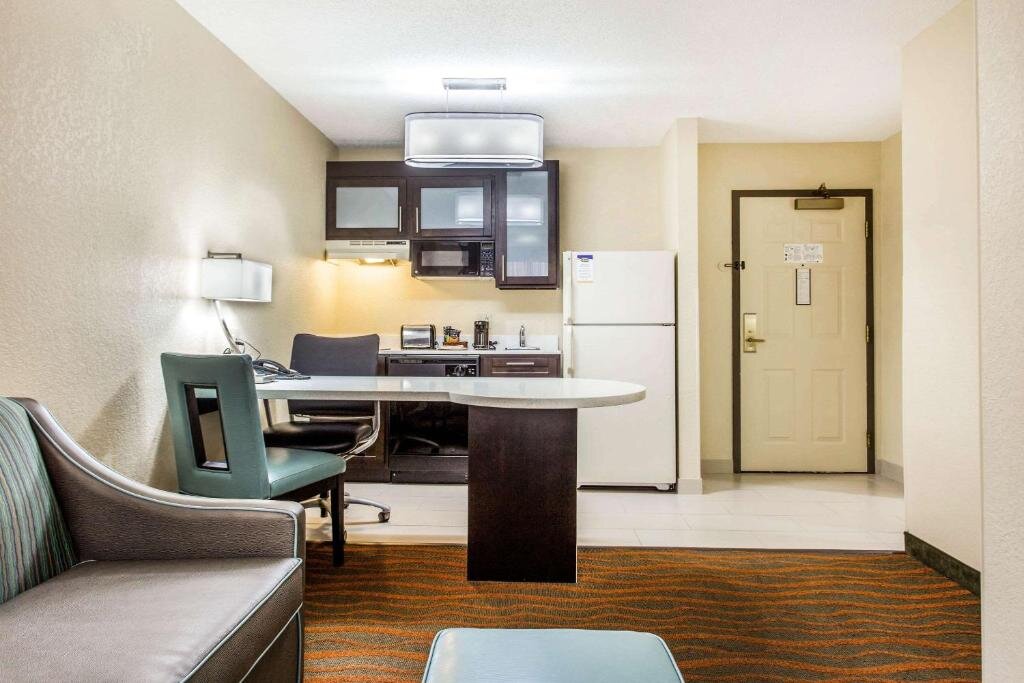 Двухместный люкс c 1 комнатой MainStay Suites Greenville Airport
