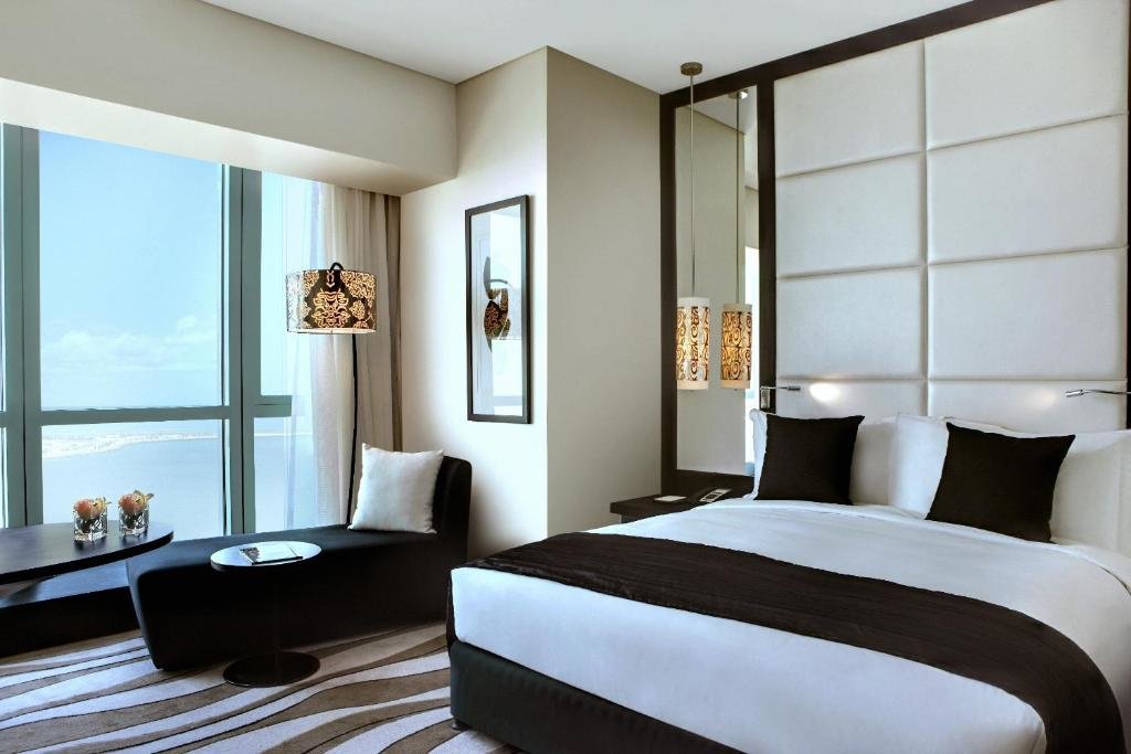 Luxus Doppel Zimmer mit Meerblick Sofitel Abu Dhabi Corniche