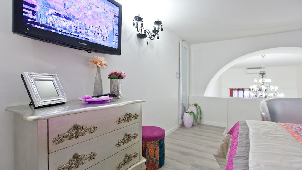 Apartment 2 Schlafzimmer Rental In Rome Colour Colosseum Loft