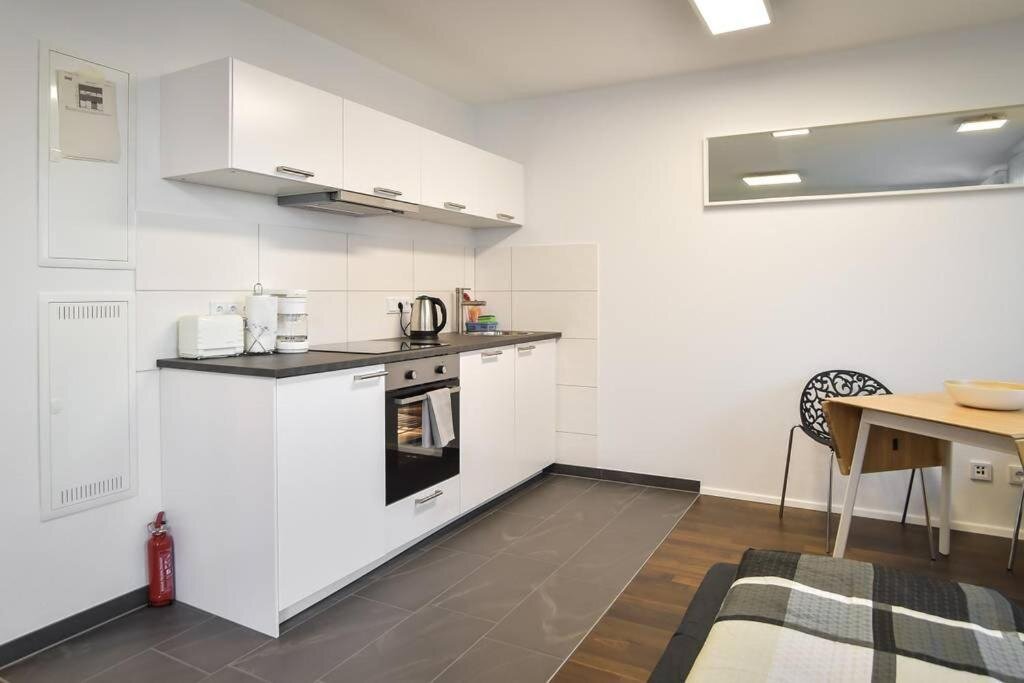 Apartamento Deluxe Ferienwohnung Apartment Stuttgart Centre/Milaneo