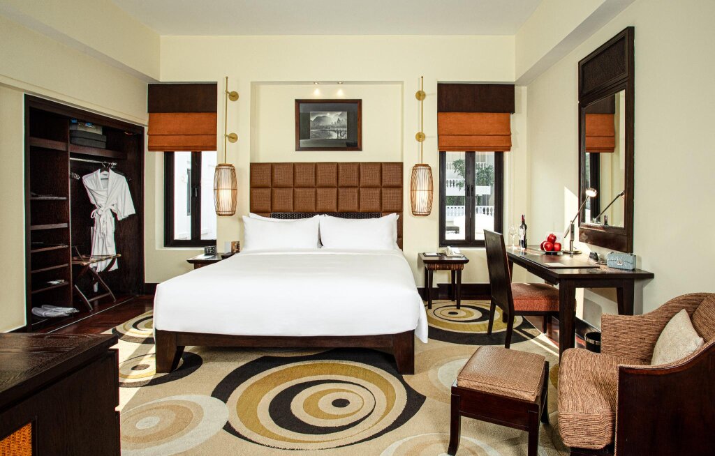 Номер Standard с 2 комнатами InterContinental Hanoi Westlake, an IHG Hotel
