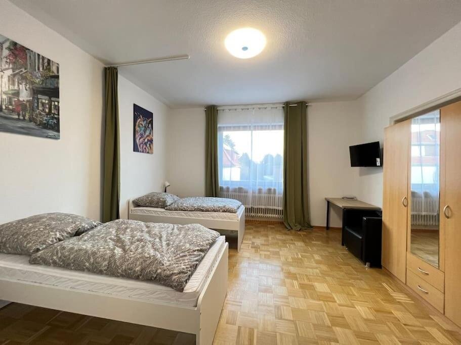 Апартаменты с 3 комнатами Großes und helles Appartement