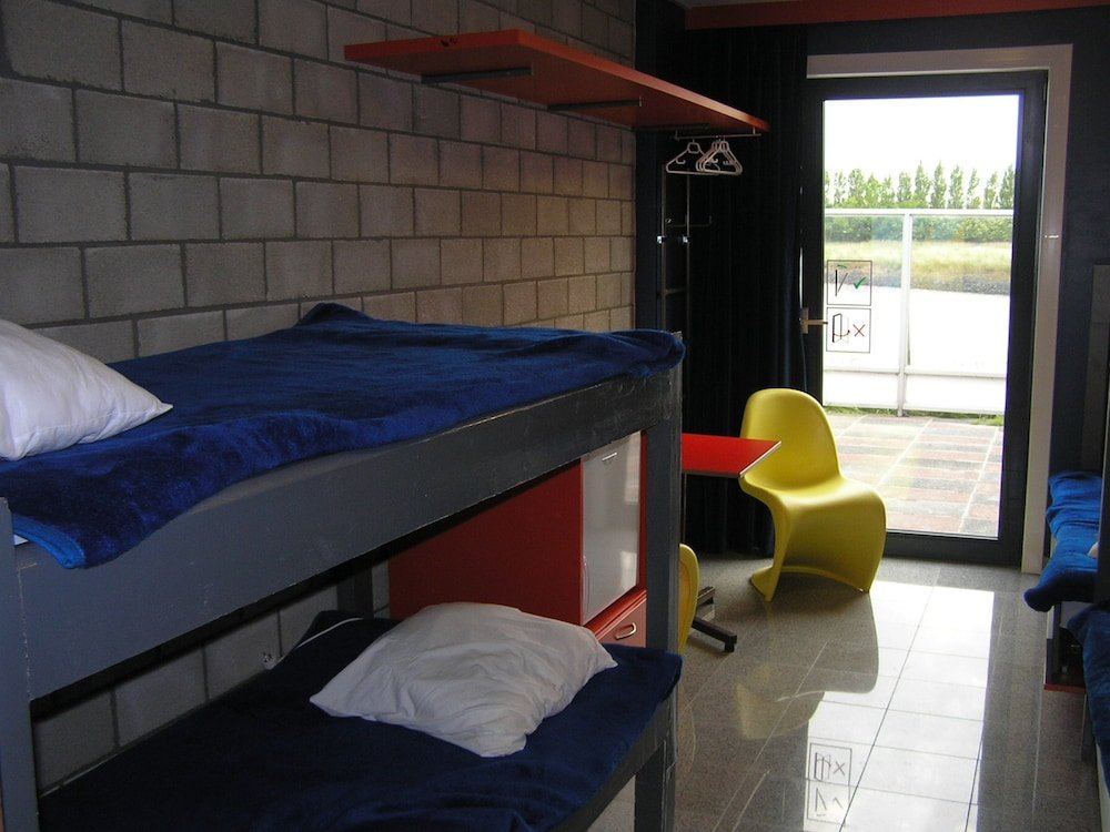 Кровать в общем номере (мужской номер) Herdersbrug Youth Hostel