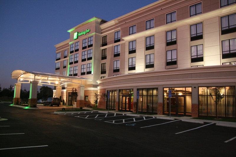 Lit en dortoir Holiday Inn Columbus-Hilliard, an IHG Hotel