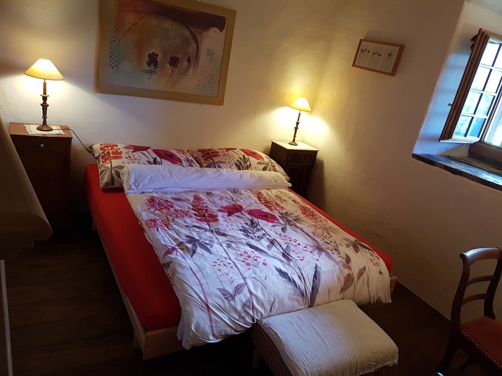 Standard Doppel Zimmer mit Bergblick Au Soleil de Gruyères Chez Chantal