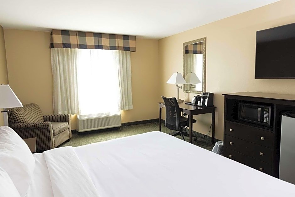 Suite quadrupla 1 camera da letto Country Inn & Suites