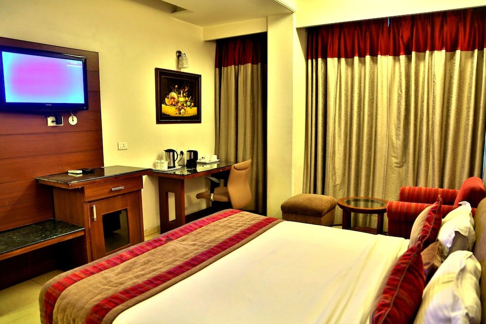 Deluxe room Hotel Shagun