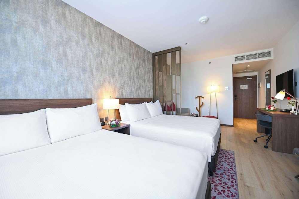 Четырёхместный номер Standard Comfort Hotel Jeddah King Road