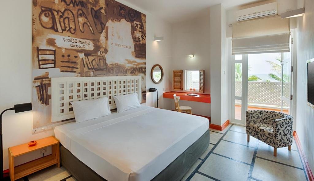 Standard Double room Hotel J Negombo