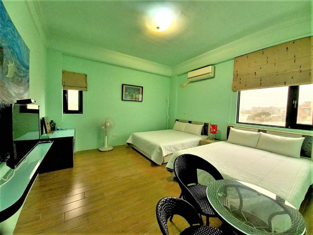 Standard Doppel Zimmer mit Bergblick Dreamly Fish Hostel