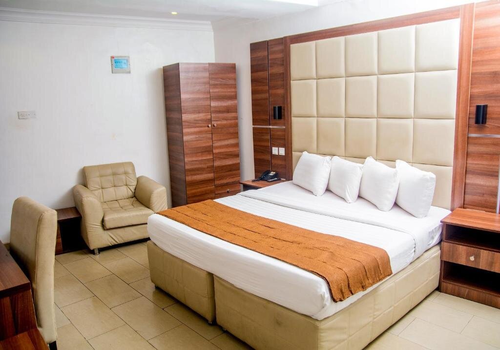 Junior suite Presken Hotel @ Eden Comfort Place