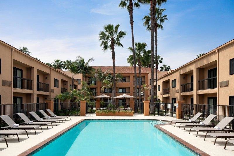 Люкс Standard Courtyard by Marriott Los Angeles Hacienda Heights Orange County