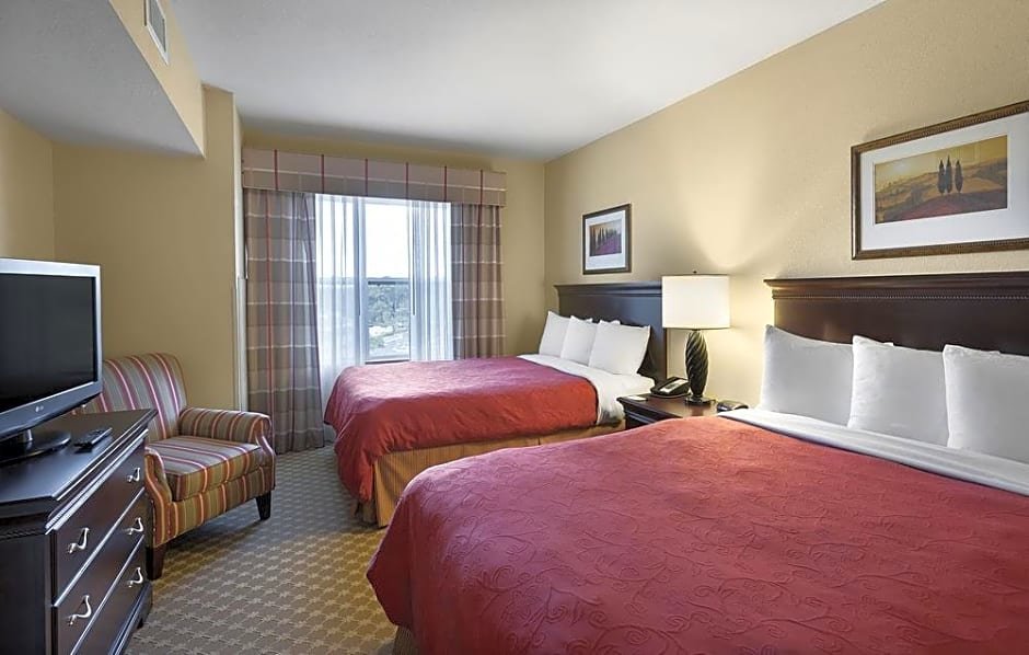 Четырёхместный люкс Country Inn & Suites by Radisson, Concord , NC