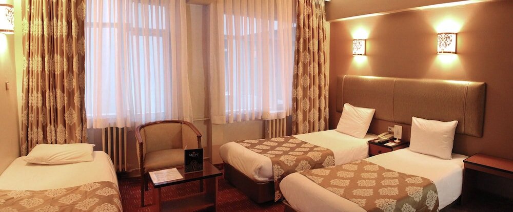 Économie triple chambre Vue sur la ville Hotel Artiç