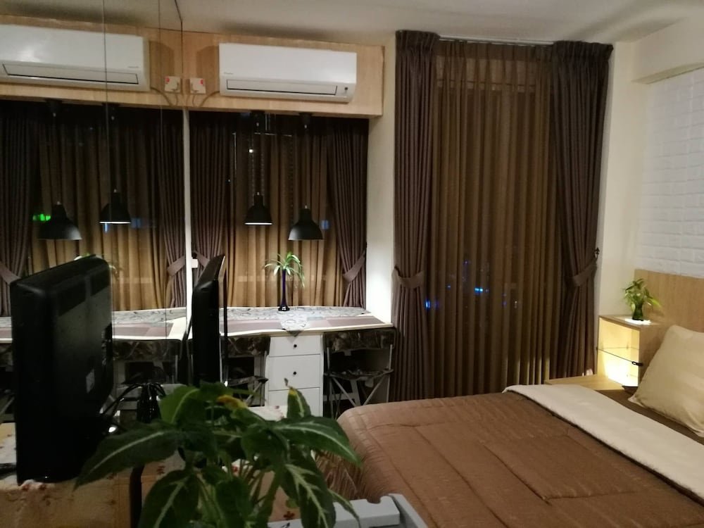Apartment Pleasanttifolia , Studio, Cozy Room In Kelapa Gading