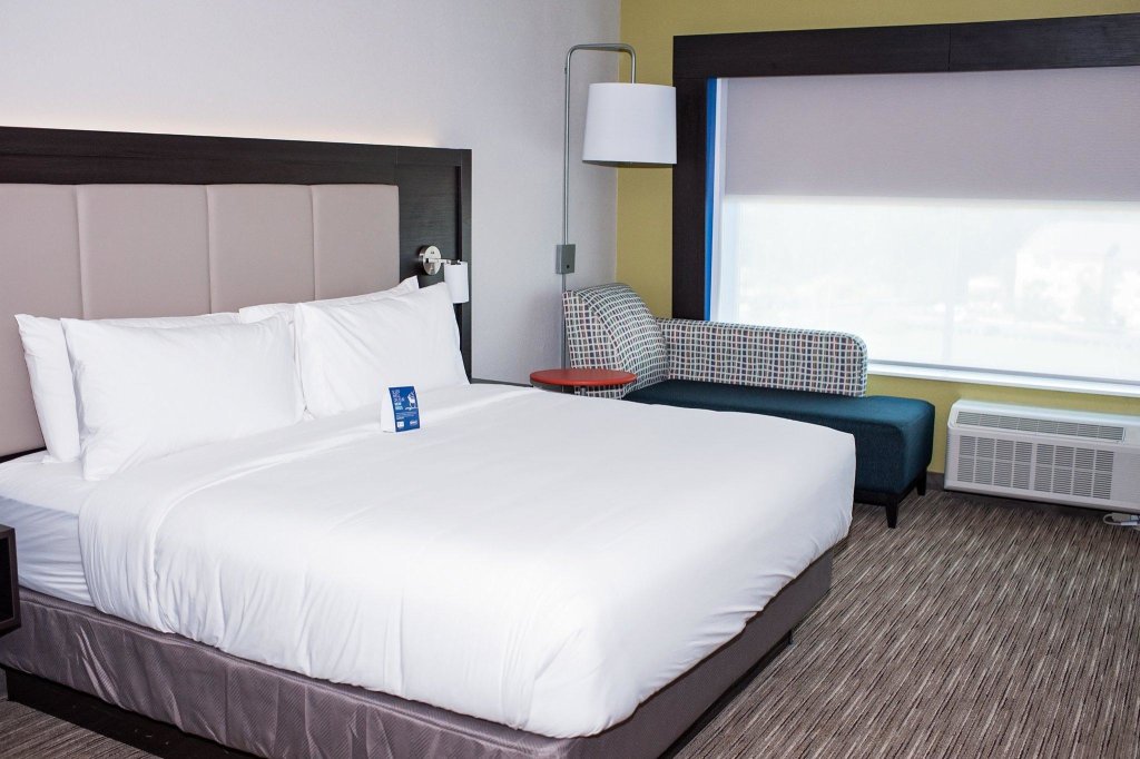 Camera Standard Holiday Inn Express And Suites- Birmingham North-Fultondale, an IHG Hotel