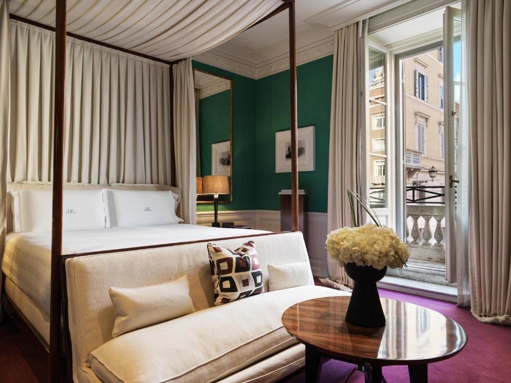 Трёхместный номер Standard J.K. Place Roma - The Leading Hotels of the World