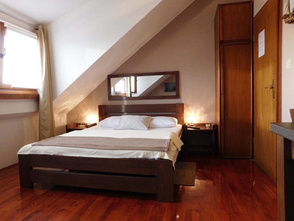Номер Standard Apartments and Rooms Štefanac