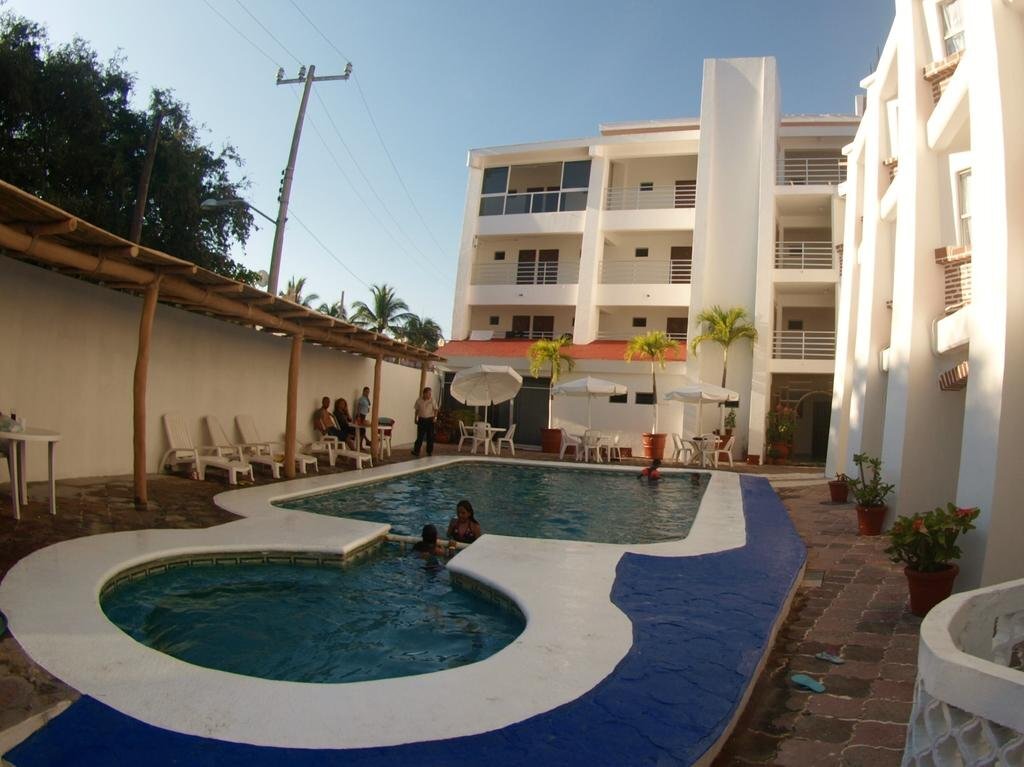 Hotel Club Náutico El Dorado 4* ➜ San Patricio - Melaque, Costa Alegre,  México (40 Comentarios del Hoteles). Reserve el Hotel Club Náutico El Dorado  4*